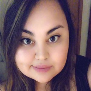 Meet your Posher, Esther